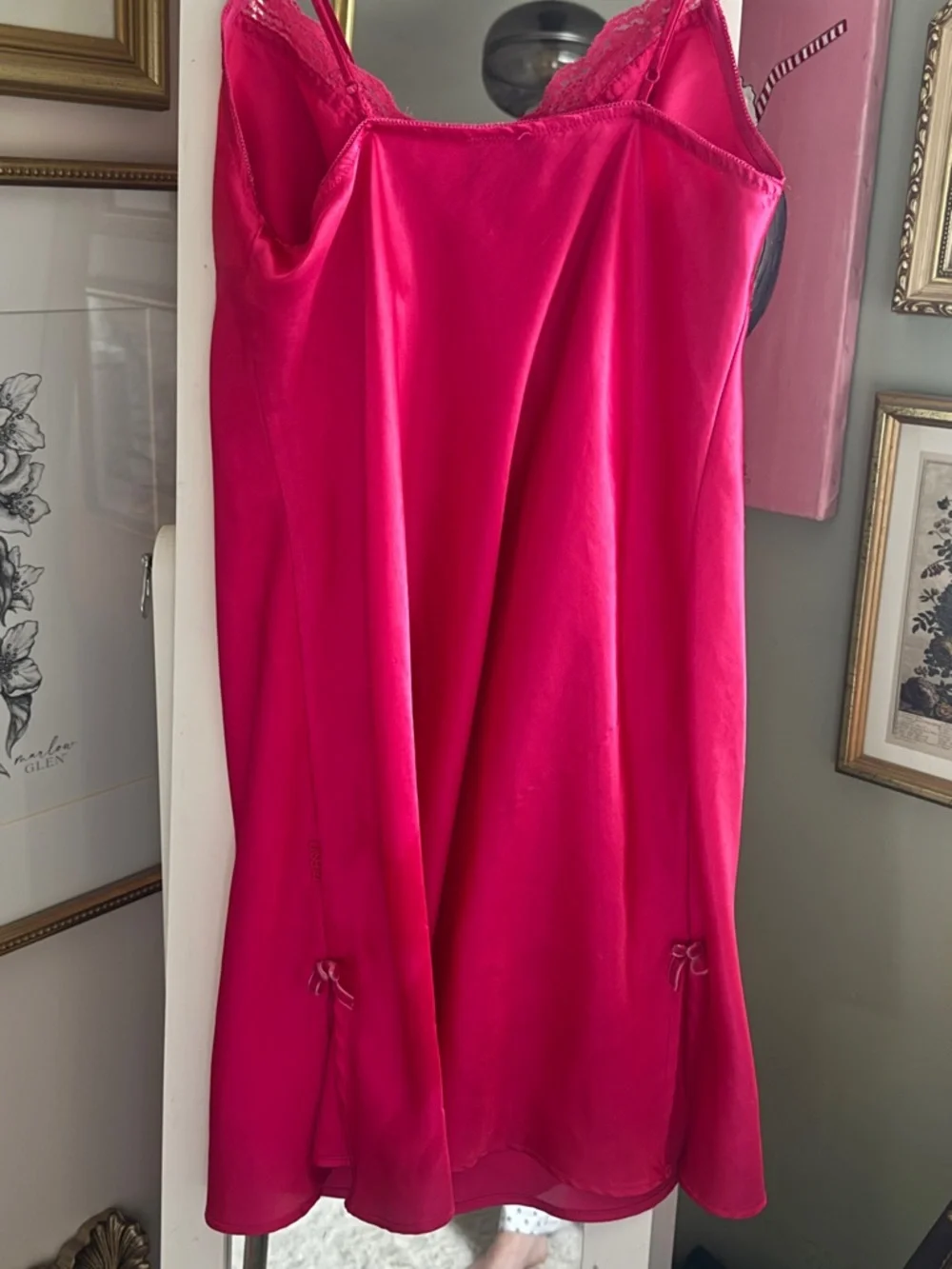La SENZA Hot Pink Satin Slip with Lace Trim - Picture 4 of 5